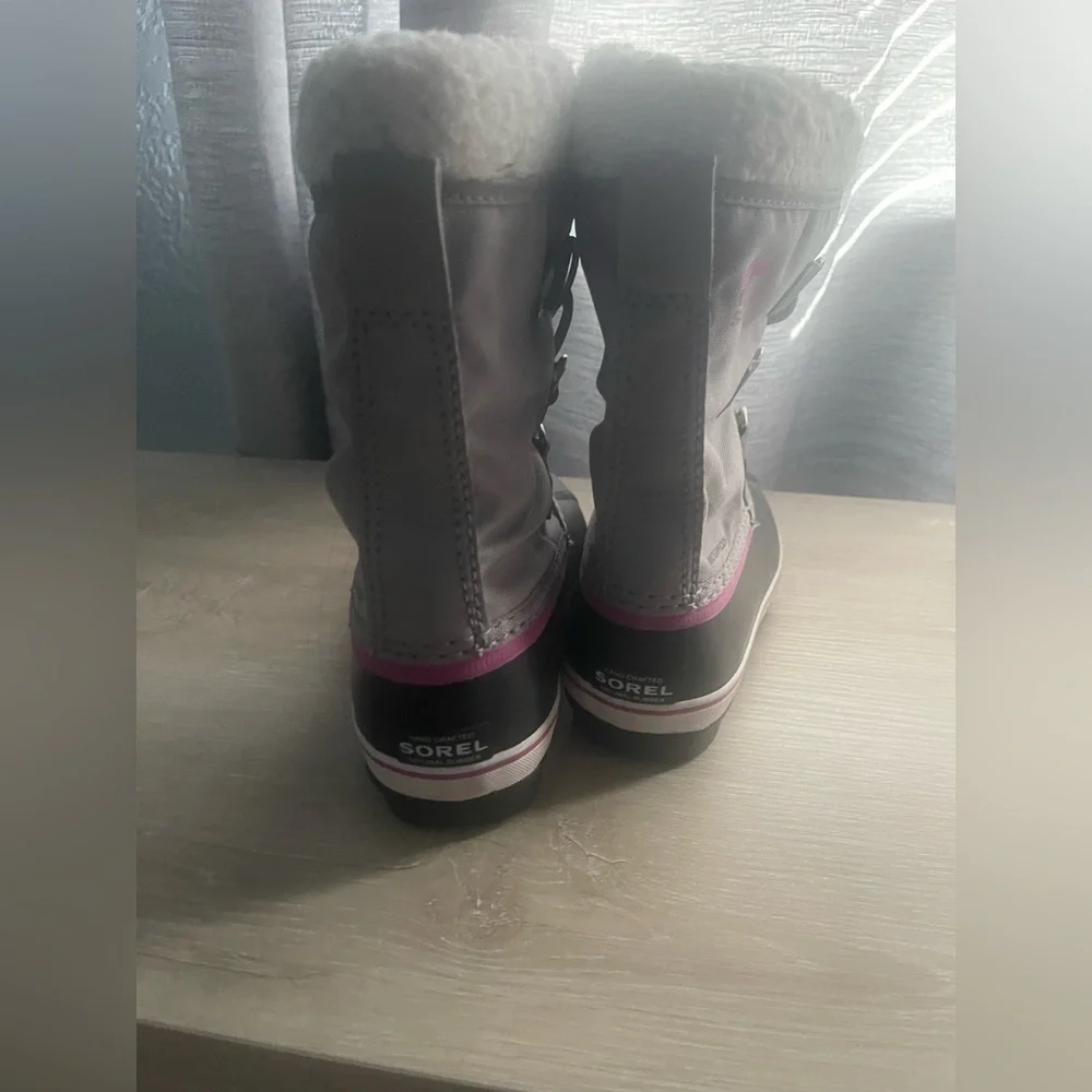 Sorel Gray and Black Boots with Pink Accents Like new  Size 1